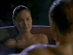 Guy a une chance de satisfaire sa femme aimée avec un cul video pornom tendu