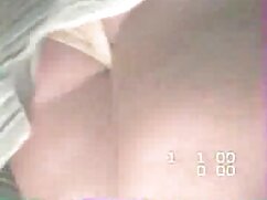 Une soirée de sexe universitaire dans la piscine se transforme en vidéos femmes matures une orgie sauvage