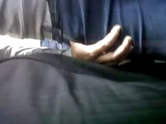 Séance XXX pour une jeune étudiante porno gratuit en vidéo séduisante d'un homme avec la BBC