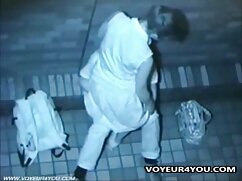 Un video rousse nue adolescent roux apprend beaucoup sur le sexe pendant son cours