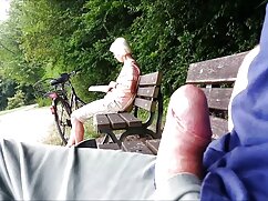 Babe torride joue avec le bois du matin video gros seins porno de son demi-frère