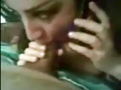 Superbe jeune brune chevauche la bite après des préliminaires oraux sensuels vidéos pornographiques noirs