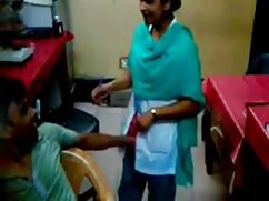 Une jolie videos x femmes mures blonde demande à son demi-frère pendu de baiser sa chatte serrée