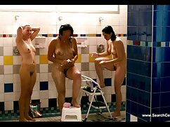 Une brune chic au corps bronzé trompe son mari video hard française avec un masseur