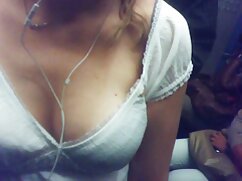 Une superbe fille reçoit une fessée tout en ayant des relations sexuelles en video de srxe levrette