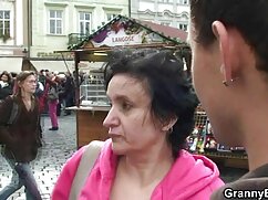 Une japonaise aux cheveux noirs video pornographique de lesbienne se fait percuter par son petit ami à la maison