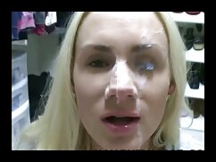 Jolie fille adore se faire courte vidéo porno baiser par son collègue