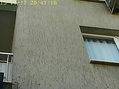 Princesse mignonne avec ronde activement clouée par video de sexe avec un collègue latin