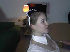 Un mec extrait film porno streaming fait faire une pause à une fille studieuse et perce la chatte serrée