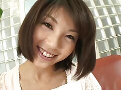 Une mignonne blonde vidéo porno amateur française gratuite suce ce pénis puis elle se fait baiser par derrière
