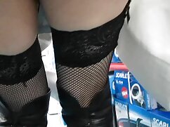 Bombasse russe se fait beaucoup toucher video sexe amateur gratuit sur la table de massage