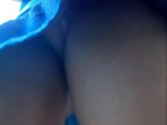Entouré de magnifiques poussins latinos, il ne peut pas décider lequel est le vidéos de femmes matures meilleur