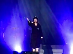 Une ado brune extrait video erotique aux petits seins se fait défoncer par son demi-frère