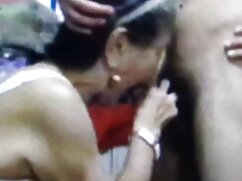 L'agent doigte la video xxl sexe chatte d'une fille blonde et donne une bite pour la sucer