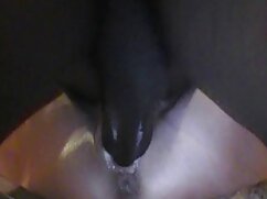 Belle blonde a de petits seins mais le gros cul clip porno gratuit le compense facilement