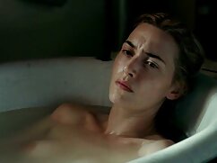 La belle diva latina video x tukif se fait toucher le corps et la chatte par un masseur